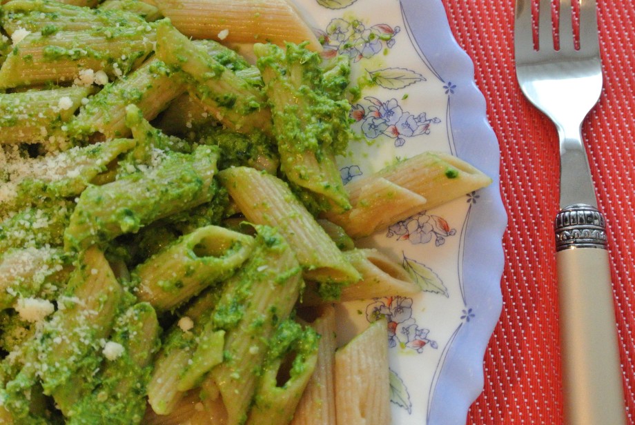 pesto z pietruszki